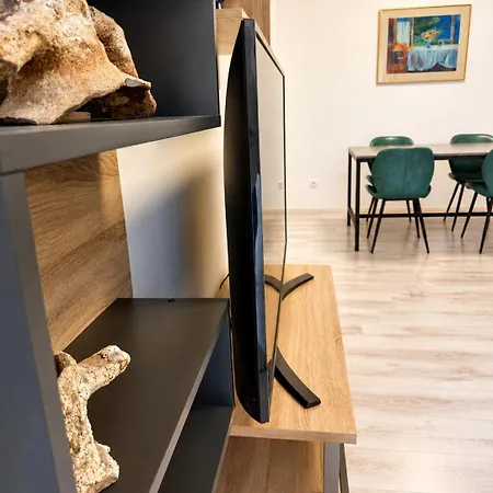 Modern Island Near In Hvar 흐바르