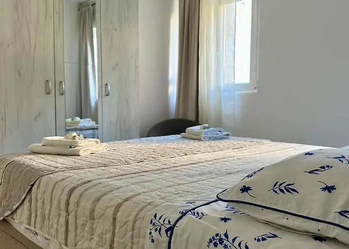 Cozy Modern Amphora-beach Near Appartement Hvar Town