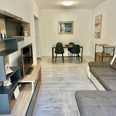 Appartement Cozy Modern Amphora-beach Near